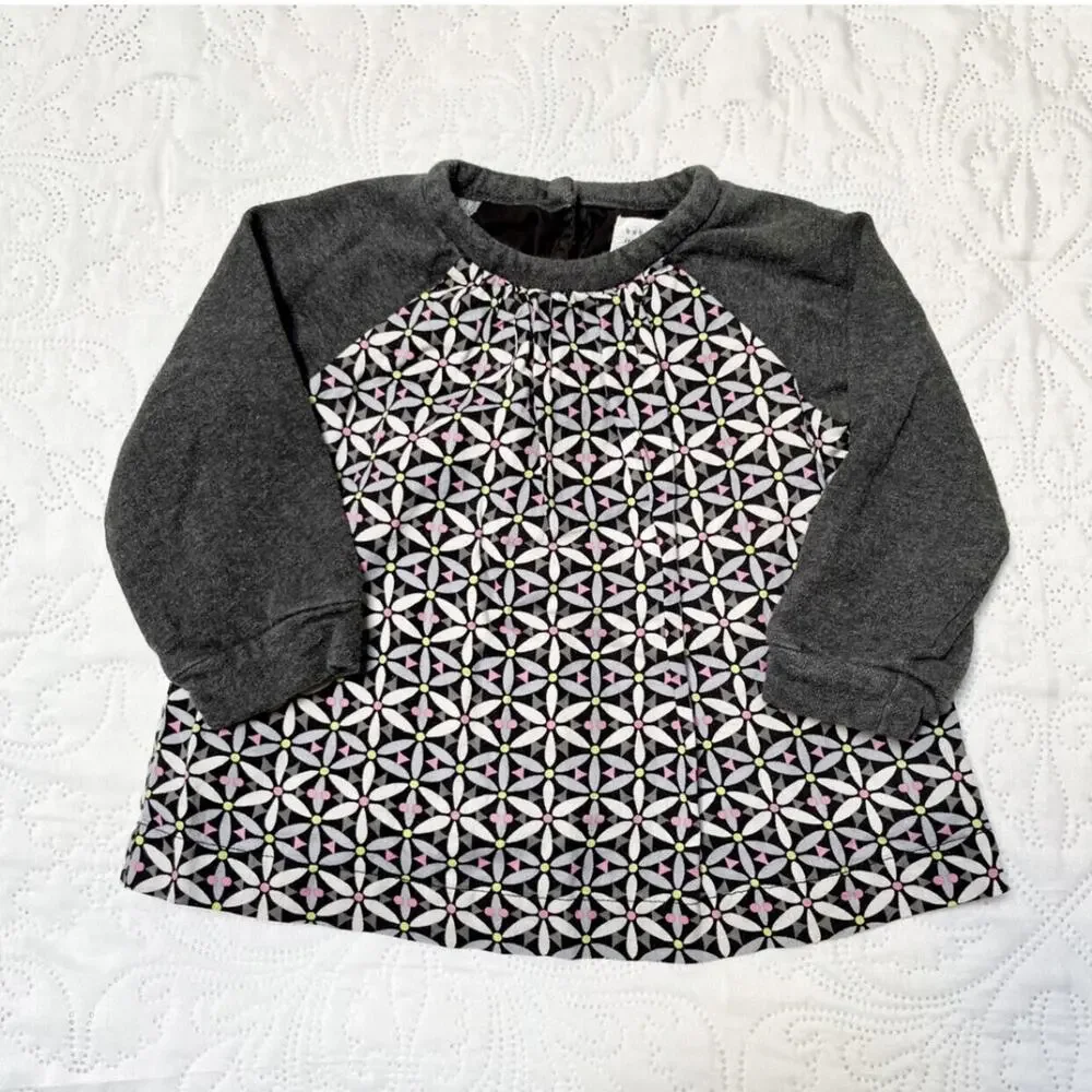 Gap Patterned Raglan Shirt Size 2